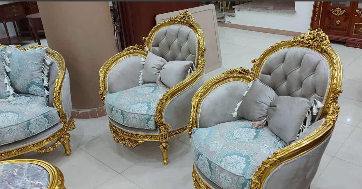 ON SALE !!!!!!  HAND MADE LIVING ROOM FURNITURE SET